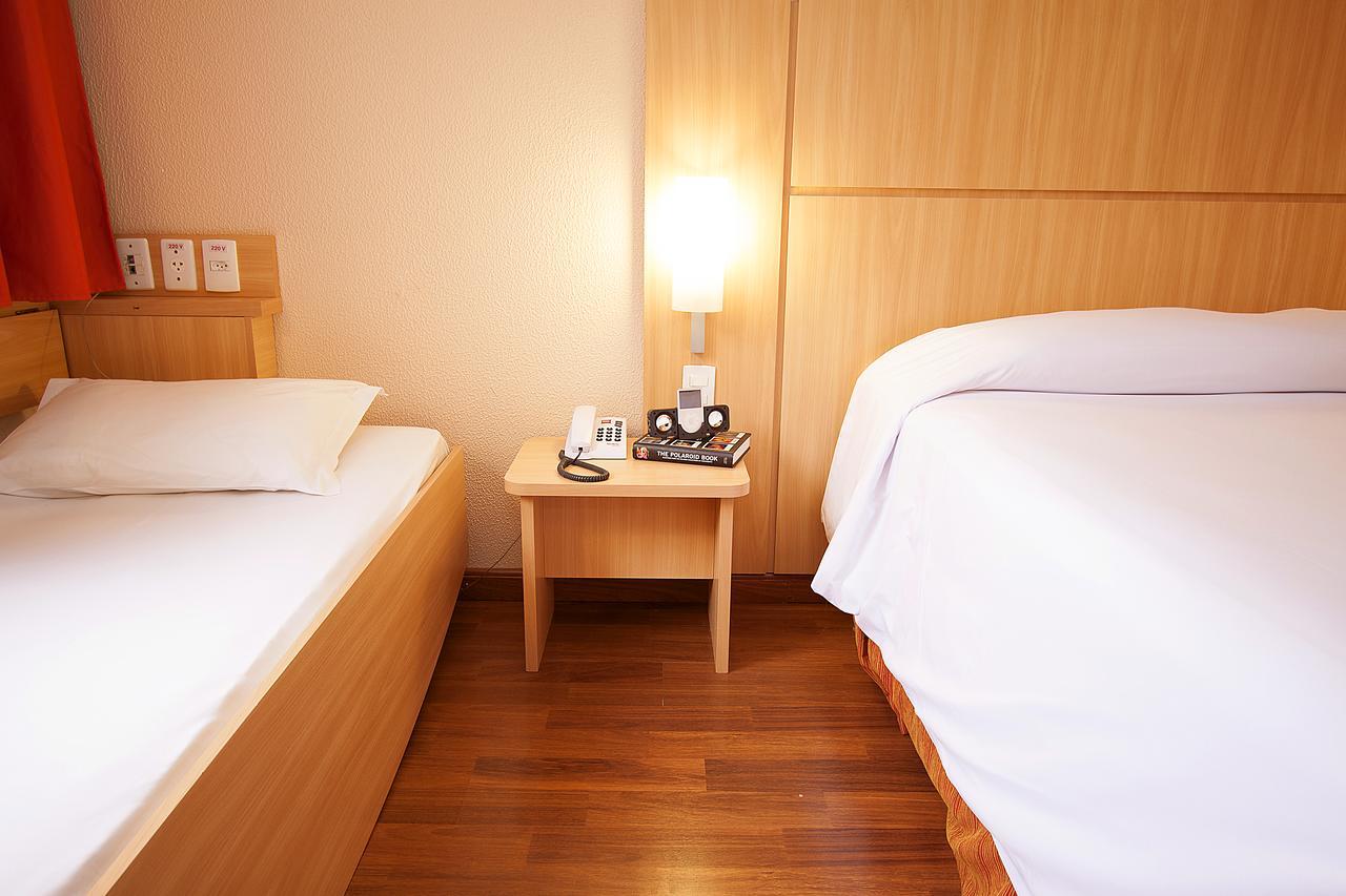 Hotel Ibis Curitiba Aeroporto à São José dos Pinhais Extérieur photo